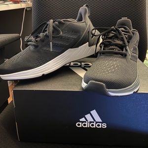 Adidas Response Super